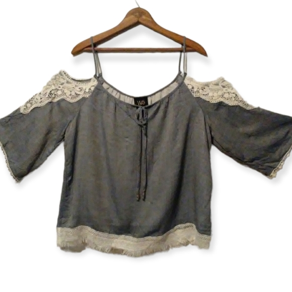 W5 Tops - W5 Top Women's Sz M Boho Cold Shoulder Tunic Shirt